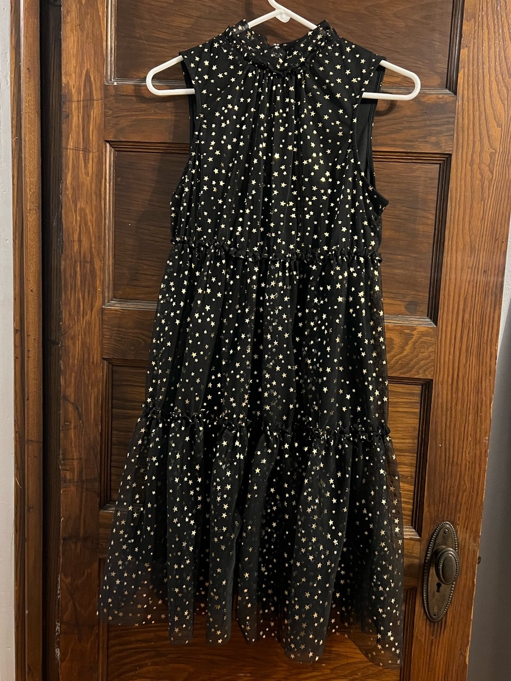 Woman Black Star Print Tiered Dress